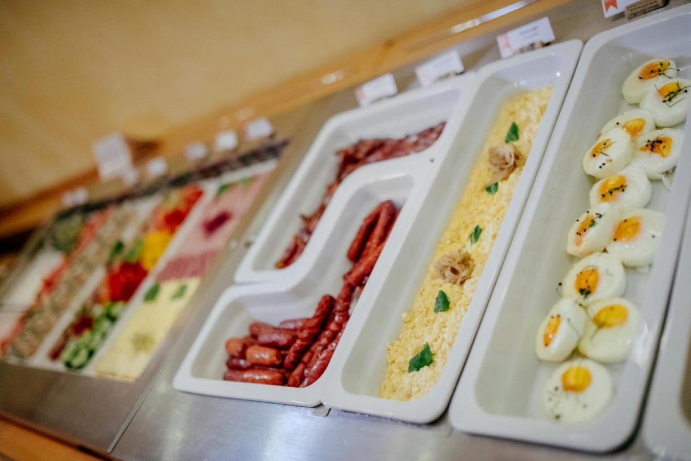 Hotel Akademie Chocerady エクステリア 写真